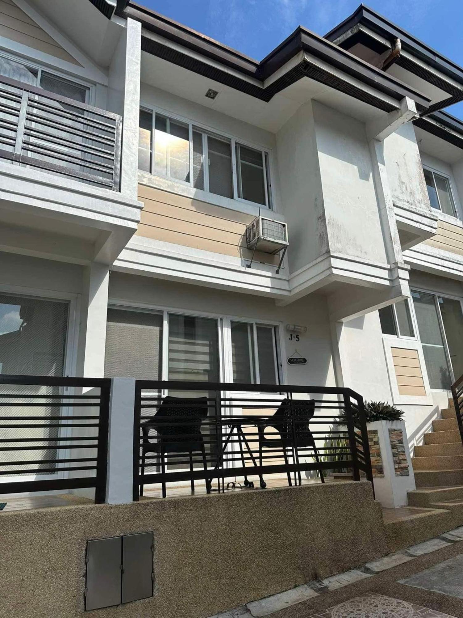 Tagaytay Hampton Villa Tagaytay City Εξωτερικό φωτογραφία